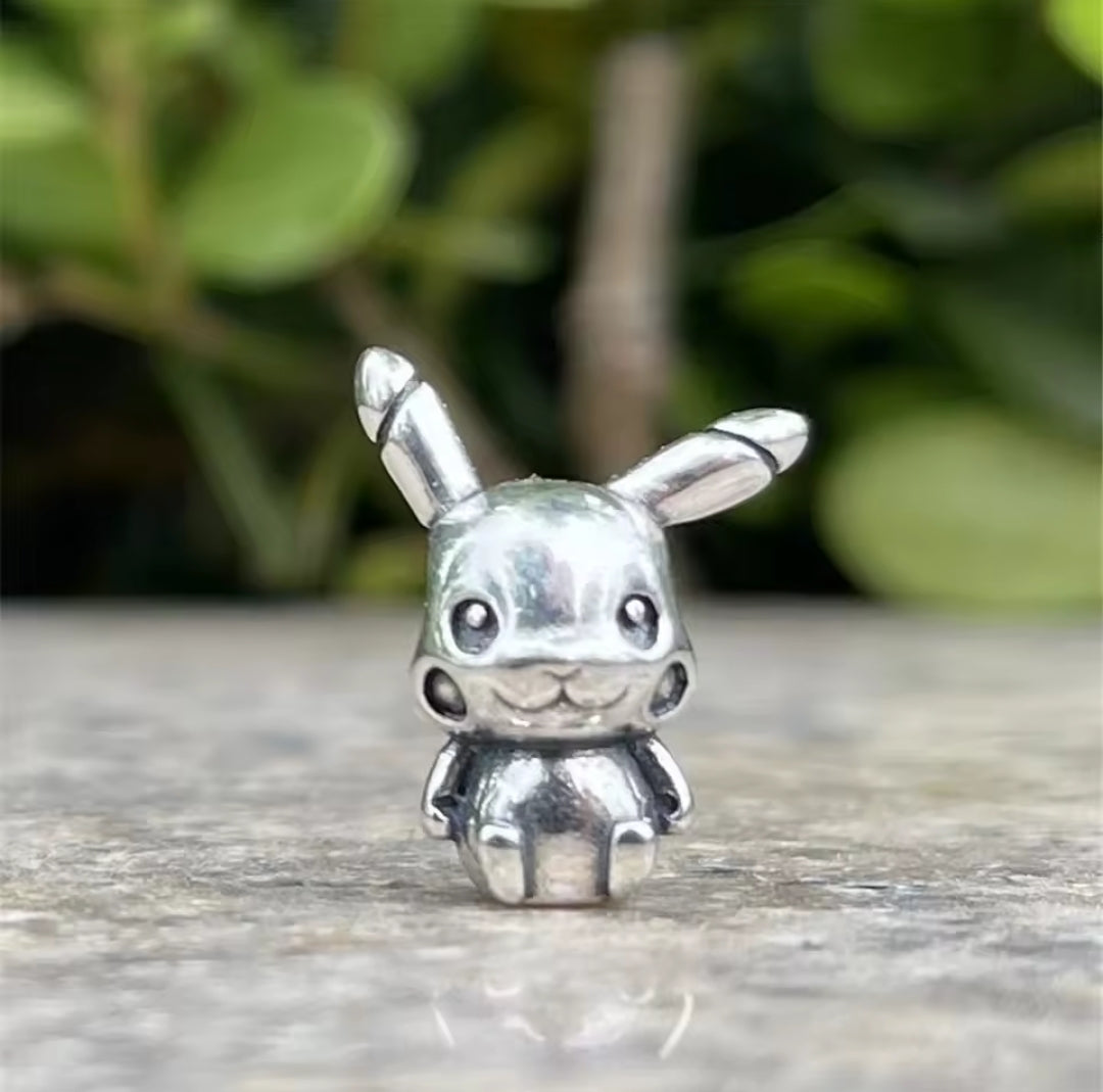 Charm Pikachu de plata s925